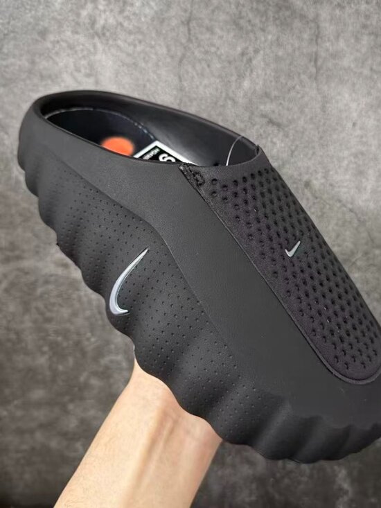 Brand new black Nike Mind 001 slippers (box not included) main image 4